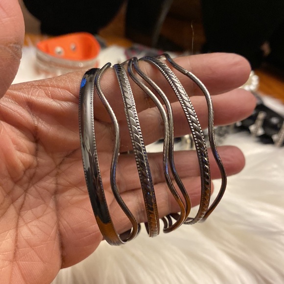 Everything must go sale - Picture 6 of 11